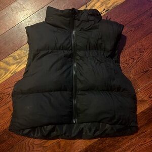Black cropped puffer vest